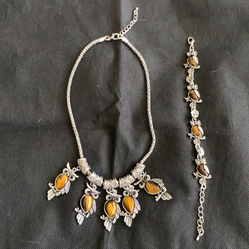 Tiger eye necklace with bracelet